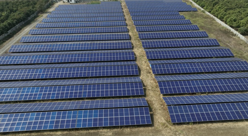 Ground mounted solar power plant by Kashyap Solar